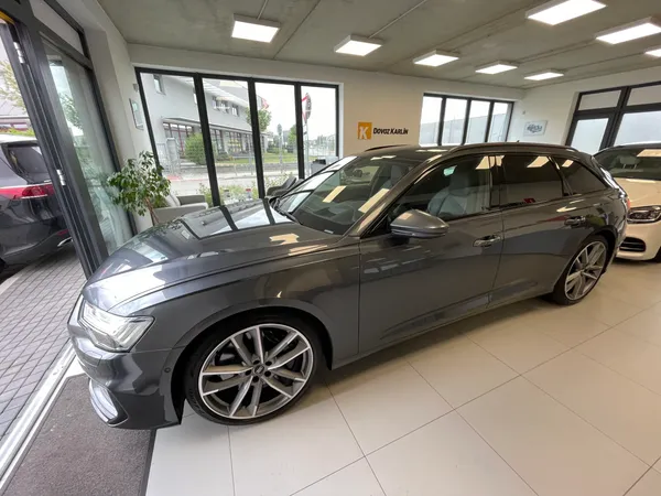 Audi S6 Avant